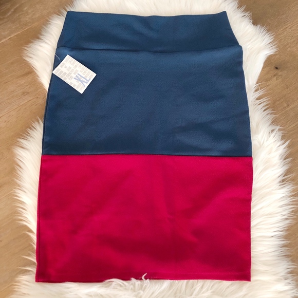 LuLaRoe Dresses & Skirts - NWT LuLaRoe Cassie color block blue and fuchsia XL